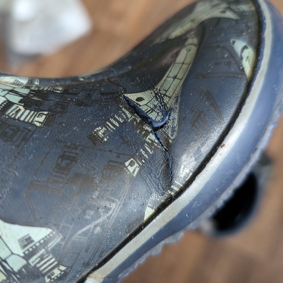 Cougar winter boots rocketship print size 13 PLAY condition - Picture 3 of 4